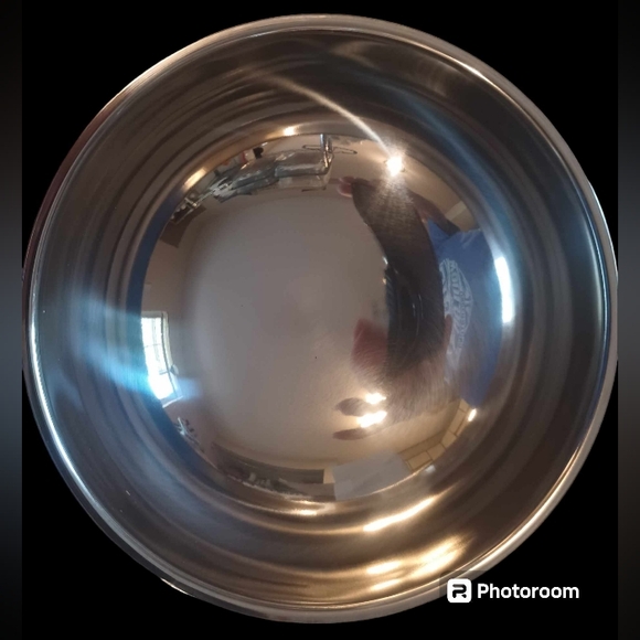 Set of 6 Metal Bowls - Picture 1 of 3